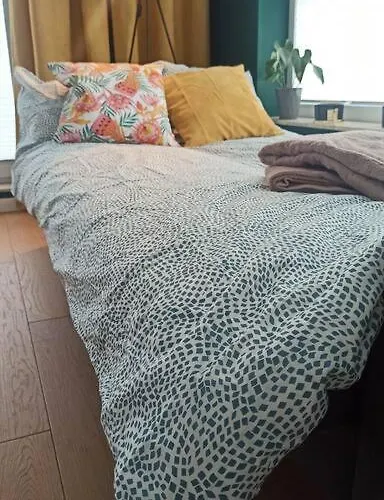 Comfy, Familly Friendly Apartment. Balcony. Garage. 아파트