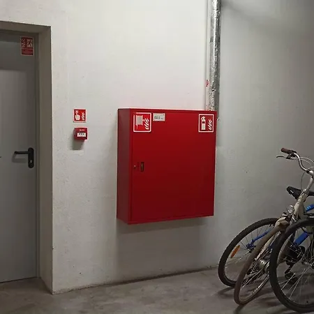 Comfy, Familly Friendly Apartment. Balcony. Garage. * Βαρσοβία