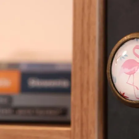 Comfy, Familly Friendly Apartment. Balcony. Garage. Apartamento *