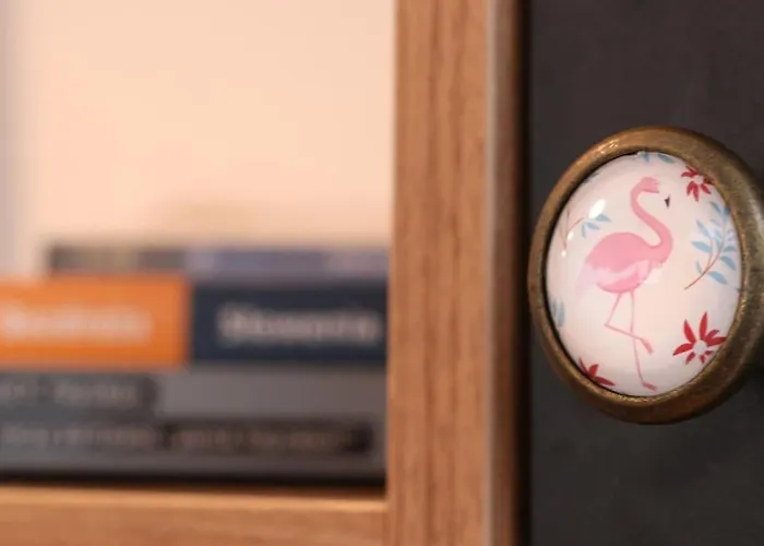 Comfy, Familly Friendly Apartment. Balcony. Garage. Appartement *