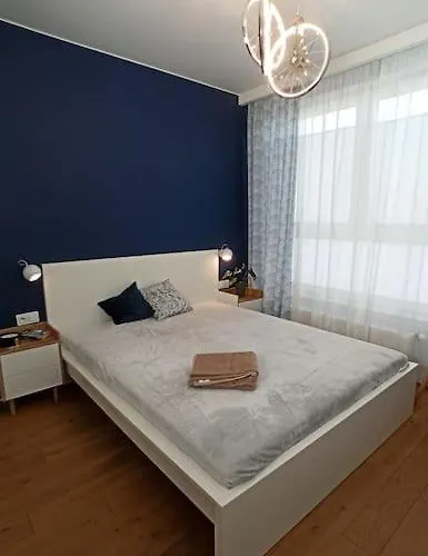 Apartment Comfy, Familly Friendly Apartment. Balcony. Garage. Warsaw