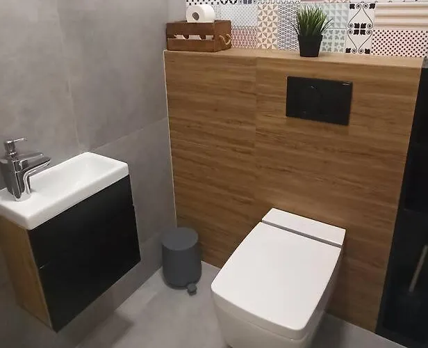 Comfy, Familly Friendly Apartment. Balcony. Garage. * Warschau