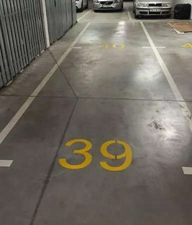 Appartamento Comfy, Familly Friendly Apartment. Balcony. Garage.